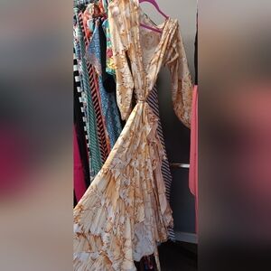 Elegant Cream Floral Women's Dress